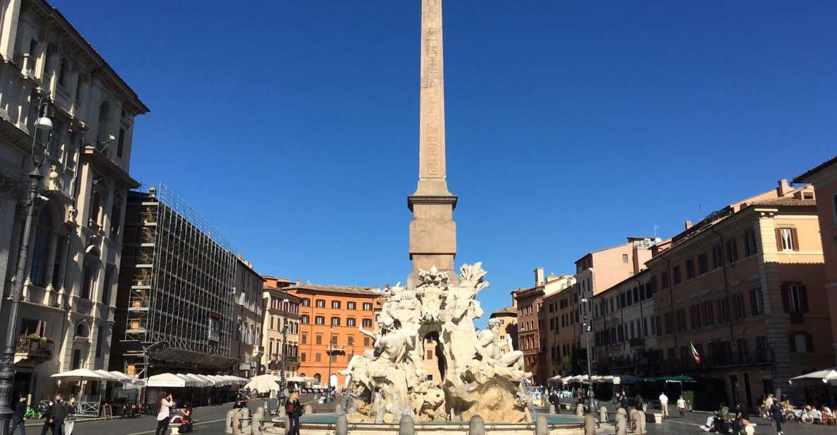 Rome: Walking Tour and Hop-On Hop-Off Bus Ticket - The Walking Portion: 90 Minutes of Seeing Rome with Explanations