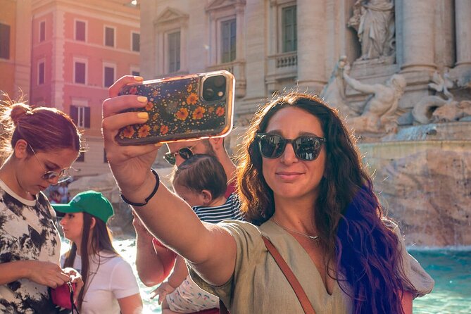 Rome Walking Tour: Pantheon, Trevi, Navona & Hidden Gems - Galleria Sciarra: a 19th-century art corridor you step into