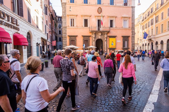 Rome Walking Tour with Piazza Navona, Trevi Fountain and Pantheon - Gelato in Trevi: included sweetness and a real break