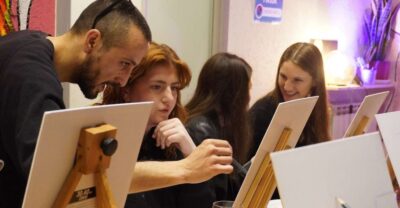 Rome: Wine and Paint Experience in Piazza Navona - Finding Corso Vittorio Emanuele II 154 without losing time