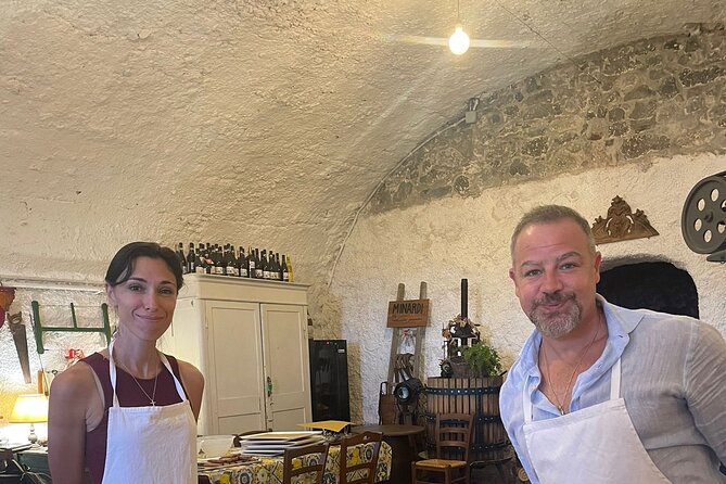 Rome: Wine Tour & Pizza Making Class in a Frascati's vineyard - 5 hours - Wine Tasting: Three Varietals, Red and White