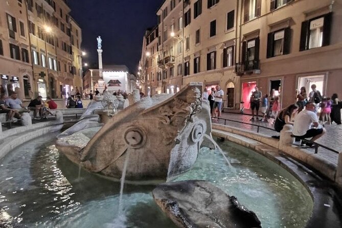 Rome with Golf Cart at Night with Pizza & Ice Cream - Piazza Navona: the cobblestone square made for night photos