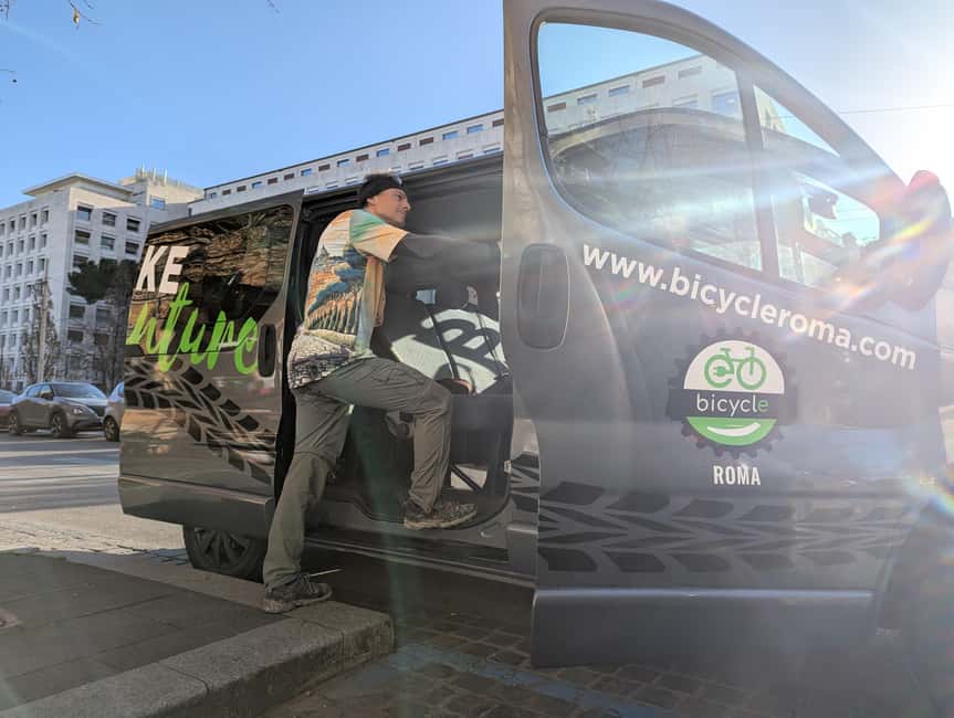 Rome:Appian Way E-bike Tour, Catacombs, Aqueducts & Transfer - Photo-stop Rome: Caracalla, Circus of Maxentius, and Cecilia Metella