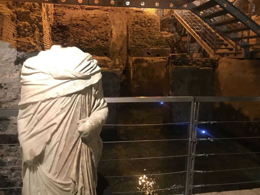 Rome:CityCenter Hidden Highlights Guided Walking Tour German - Starting at the Bernini Fountain in Piazza Navona