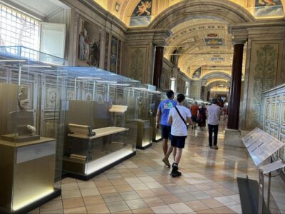 Rome's Best Tour: Vatican Museum, Sistine Chapel & Basilica - Where you meet: Via Germanico and the early-arrival rule