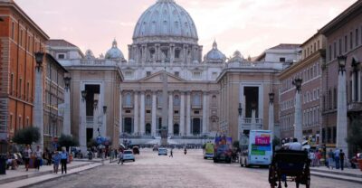 Rome:St. Peter's Basilica Tour, Exclusive Underground Access - Entering St. Peter’s Basilica: La Pieta, the Square view, and Baldachin scale