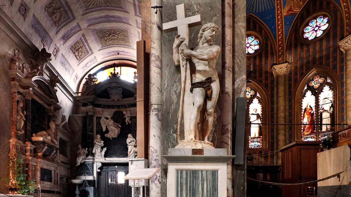 Rome:"The Scandalous Life of The Borgia Family" Walking Tour - Getting started at Via Cavour: the mood is set immediately