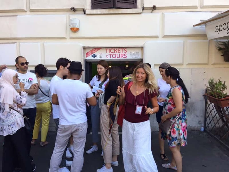 Semiprivate Guided Tour of Vatican Museums & Sistine Chapel - Price and value: is $150.80 worth it?