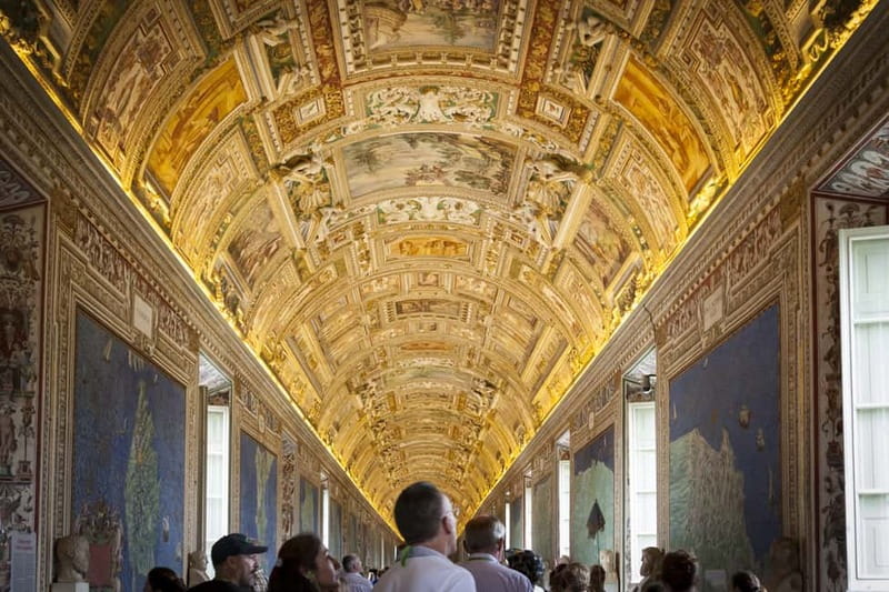 Semiprivate Guided Tour of Vatican Museums & Sistine Chapel - Reserved entrance and what you should do before you show up