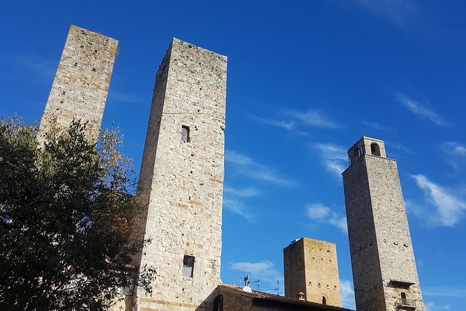 Siena and San Gimignano from Rome: Private Wine Tour in Tuscany - San Gimignano’s wall-town magic: towers, medieval lanes, and free time to breathe