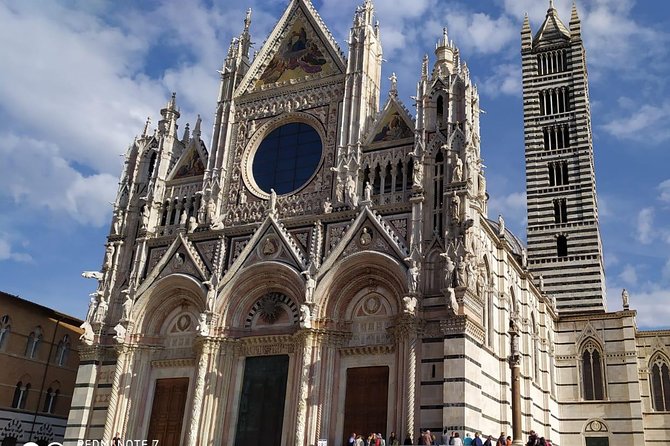 Siena and San Gimignano from Rome: Wine Tasting Tour in Tuscany - Walking Tips for Siena’s Steep Streets