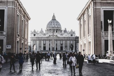 Sistine Chapel And Vatican Museums Skip The Line Tour - Meeting at Viale Vaticano and Getting Oriented