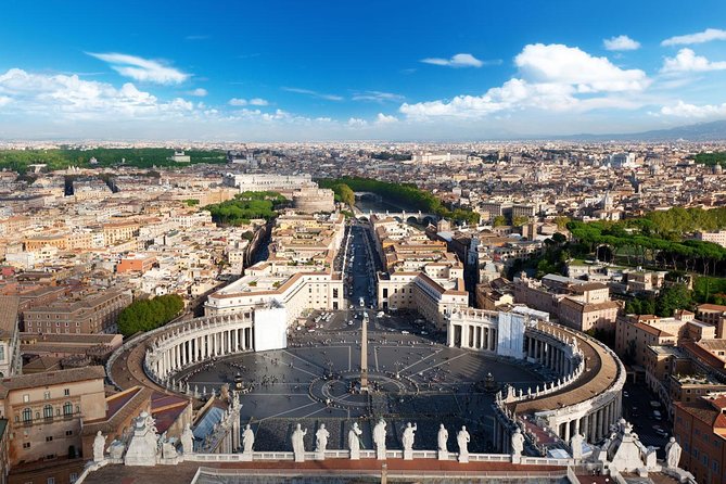 Skip The Line: Vatican Private Tour with Sistine Chapel - Courtyard of the Pine: a small stop with a Roman punch