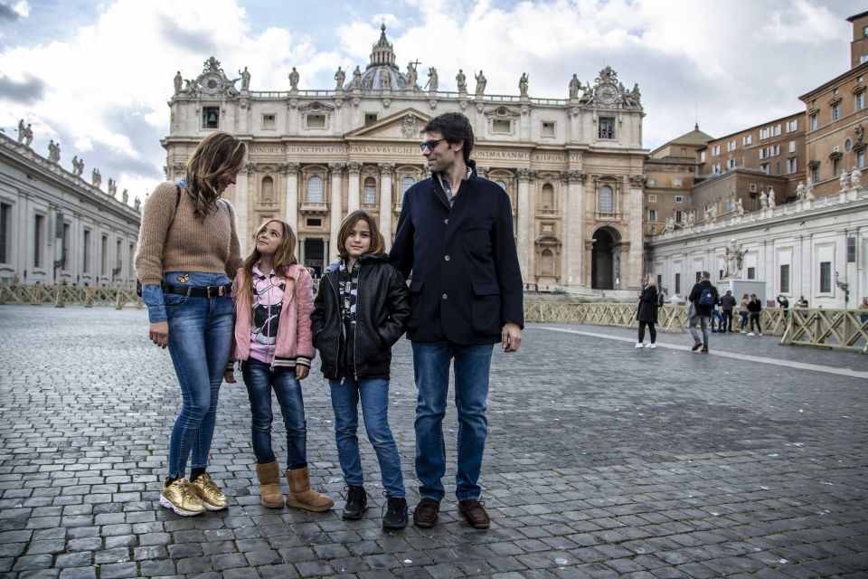 Skip-the-Ticket-Line Kids Fun Sistine Chapel & Vatican Tour - Belvedere Apollo, Room of Animals, and the “wait, look at this” moments