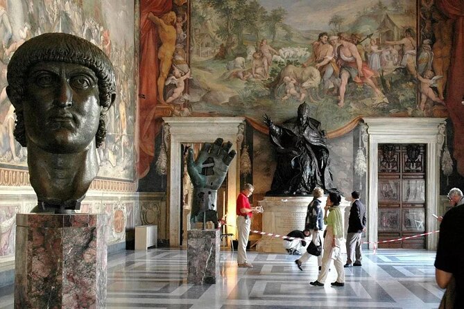 Small group: Capitoline Museums - Meeting at Piazza Venezia and finding the right start point