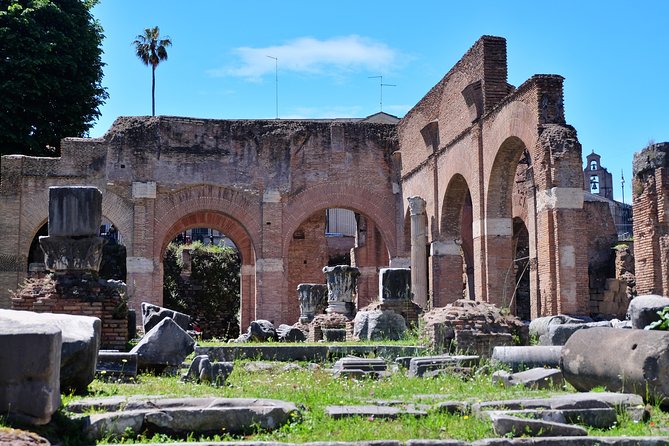 Small Group Colosseum, Roman Forum & Palatine Hill Tour - Audio Headsets and Small-Group Size: Getting Less Stuck, More Seeing