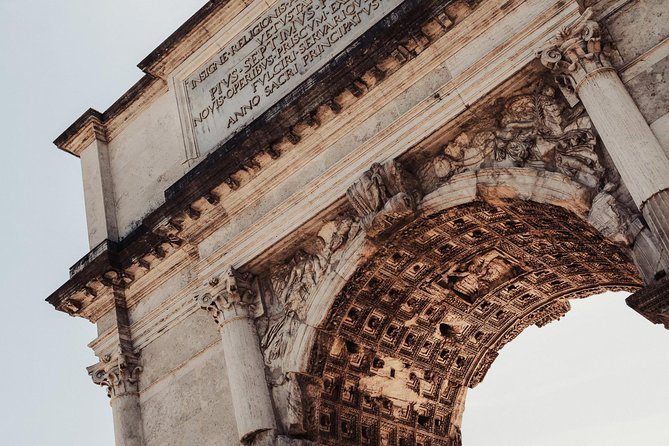 Small-Group Colosseum Tour with Roman Forum & Palatine Hill - Palatine Hill: the founding myth with palace views