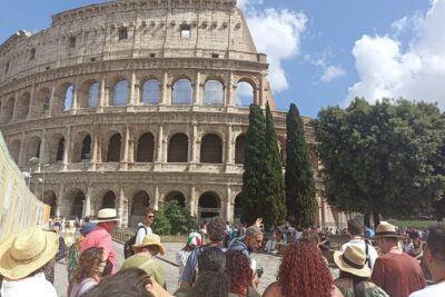 Small Group Guided Tour to the Colosseum, Roman Forum and Palatine Hill - Entering the Colosseum: rings one and two, plus imperial terrace views