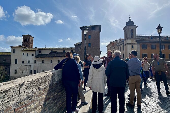 Small Group Rome's Jewish Ghetto and Trastevere Tour - Tempio Maggiore di Roma From the Outside: What to Notice