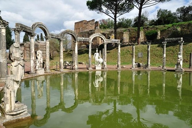 Small-Group Tour of Hadrian's Villa and Villa d'Este from Rome - The walking level and pacing: can you see it without sprinting?