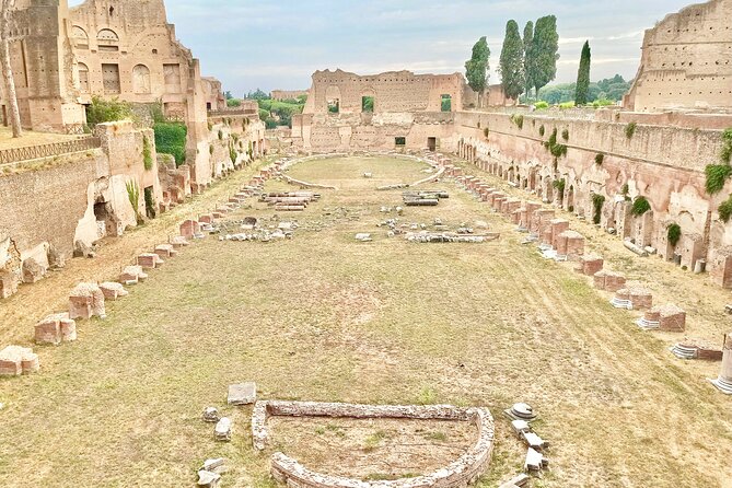 Small-Group Tour of Roman Forum & Palatine Hill - Arch of Constantine: a quick win before you step into the Forum