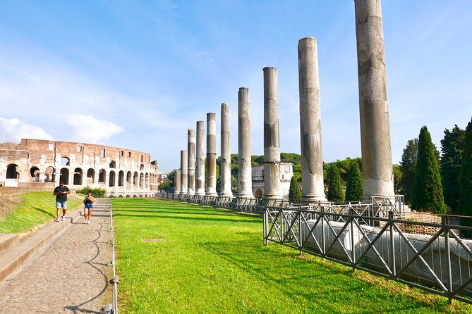 Small-Group Tour of Roman Forum & Palatine Hill - Palatine Hill: where emperors walked and stories start