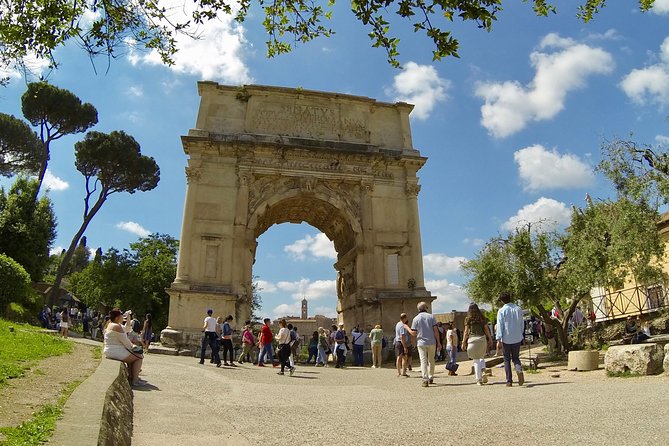 Small-Group Tour of Roman Forum & Palatine Hill - Meeting at Piazza del Colosseo and getting through strict Forum security