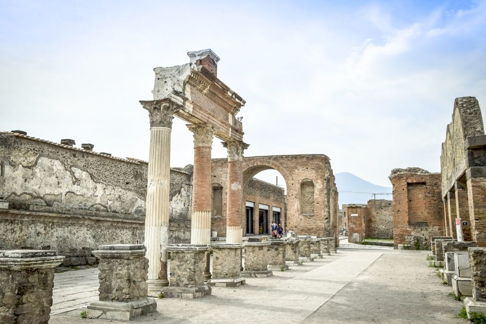 Sorrento & Pompeii Day Trip from Rome Audio Guide Tour - Sorrento: limoncello tasting and 2 hours to roam