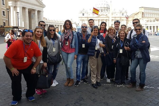 Spanish Small Group Tour of the Vatican Museums, Sistine Chapel & St. Peter's - St. Peter’s Basilica and the Square: big art, real atmosphere