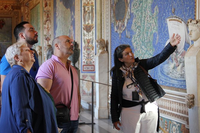 Spanish Small Group Tour of the Vatican Museums, Sistine Chapel & St. Peter's - Small-group size: why it feels different than the mass tours