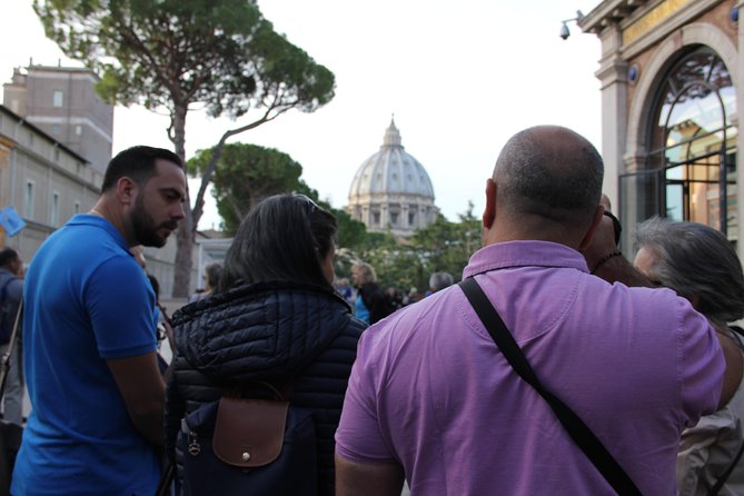 Spanish Small Group Tour of the Vatican Museums, Sistine Chapel & St. Peter's - Who this tour suits best