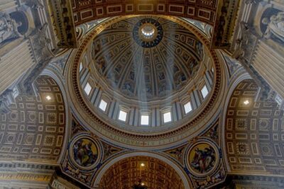 St Peter's Basilica and Cupola Guided Tour - Pope tombs inside the basilica: a different kind of wow
