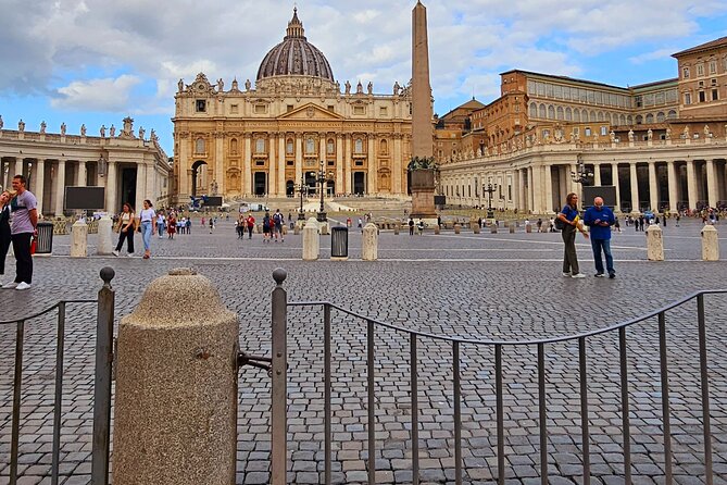 St. Peter's Basilica & Dome Tour with Professional Art Historian - Price and value: $59.26 for dome + basilica + crypts