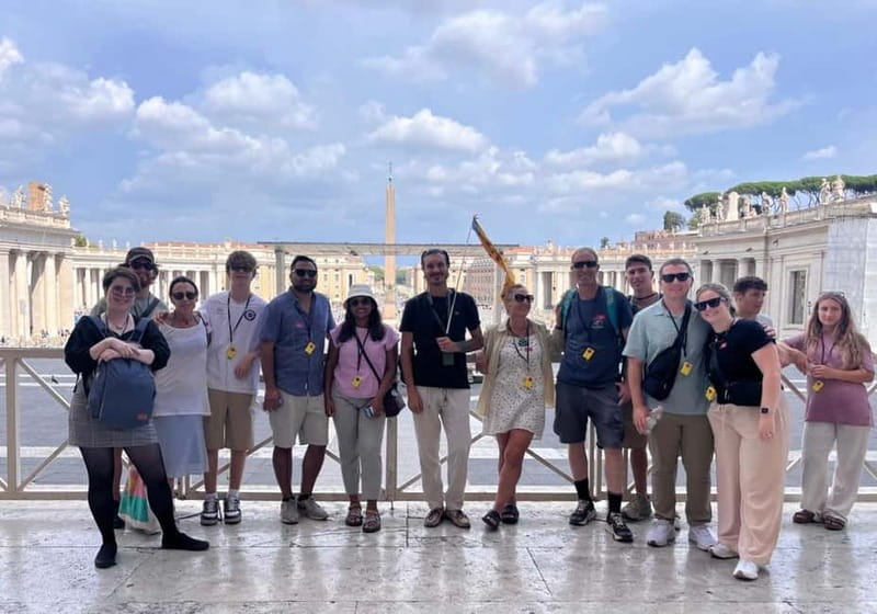 St. Peter's Basilica: Guided Tour with Reserved Entry - Rules that can block entry: dress code, items, and photos
