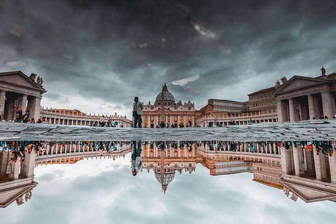 St. Peter’s Basilica: Self-guided Audio Tour on your Phone (without ticket) - Offline map + pacing: why it feels calmer than group tours