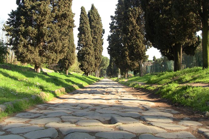 Subterranean Rome: Catacombs and Appian Way Discovery - Chiesa del Domine Quo Vadis: footprints, tradition, and a stop that’s quick but memorable