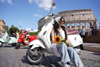 Taste, Explore, Capture-All inclusive Vespa Tour in Rome - Cruising Past the Colosseum in 15 Minutes of Real Photo Time