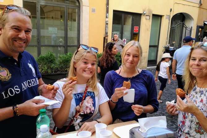Taste of Rome: Food Tour with Local Guide - Area Sacra di Largo Argentina: a first overview and a smart gelato finish
