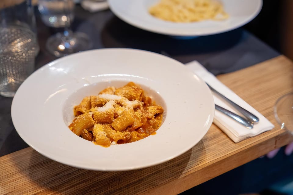 Taste of Tuscany: Food & Wine tour with Florentine Cuisine - Chianti wine tasting: the pairing is the point