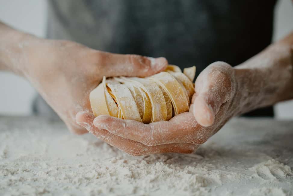 Testaccio: Home Cooking Cacio e Pepe, Amatriciana, Carbonara - From Flour and Eggs to Fresh Pasta You Can Actually Recreate