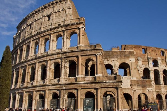The Best of Rome (Driver Only/Self Touring) - Trevi Fountain: the coin-throwing ritual and the reality of crowds
