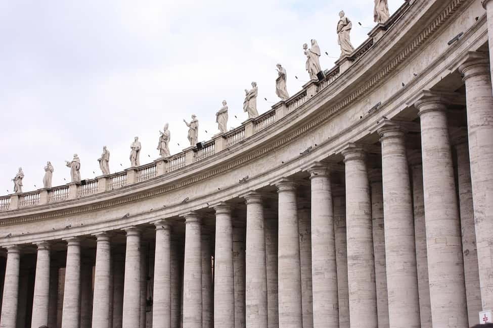 Ticket to the Dome and St.Peter Basilica guided tour - Meeting at Galleria San Pietro (and why it matters)