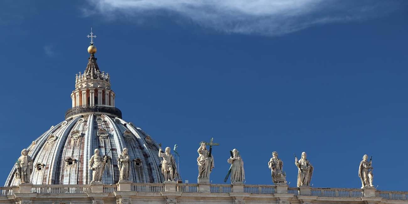 Ticket to the Dome and St.Peter Basilica guided tour - Inside St. Peter’s Basilica: what the guide helps you actually see