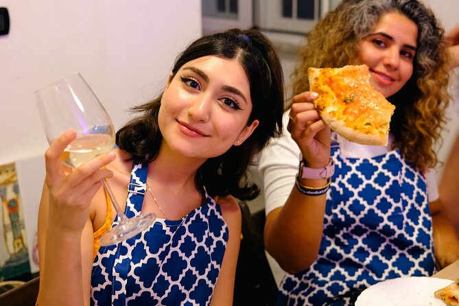 Tipsy Painting Class Rome - Pizza and wine: the part that turns stress into fun