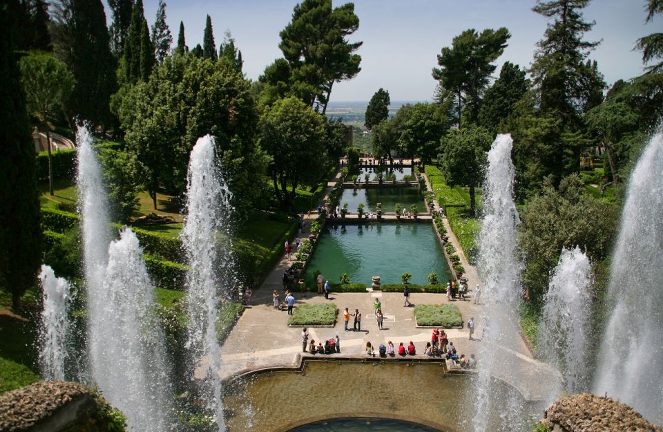 Tivoli: Hadrian's Villa and Villa d'Este Guided Tour - Getting there in comfort: pickup, van, and pacing