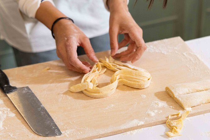 Top Class of Ravioli, Fettuccine and Tiramisu Workshop in Rome - Sauce Choices: Amatriciana, Cacio e Pepe, or Tomato and Basil