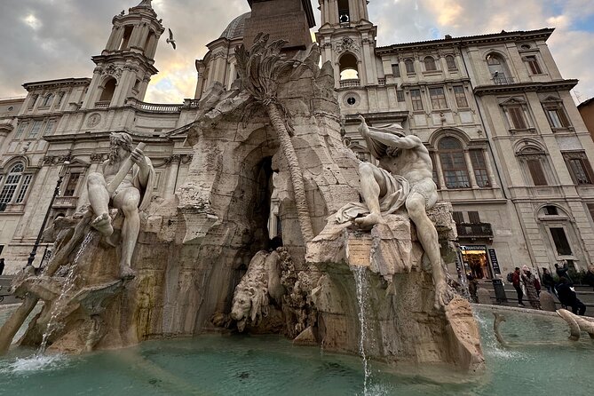 Top Ten Rome Major Attractions by Golf Cart - Piazza Navona: Baroque fountains and a Roman-life feeling
