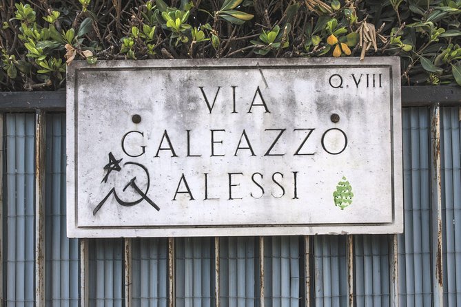 Torpignattara Photo Tour: melting pot, street art and politics - Hidden street art in courtyards and inside condominiums