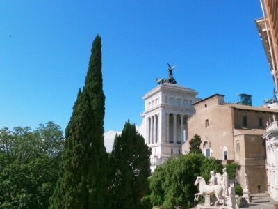 Tour of Colosseum & Roman Forum with Dutch Guide - Meeting at Angelino ai Fori and Starting in the Right Place