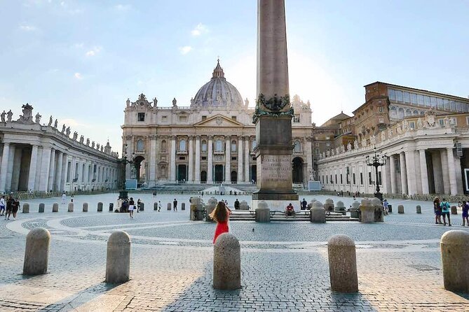 Tour of St Peter's Basilica with Dome Climb and Grottoes - St. Peter’s Square: Bernini’s Visual Effects in Plain Sight